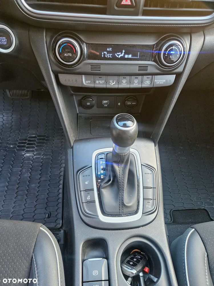 Hyundai Kona 1.6 GDI Hybrid Premium DCT - 28