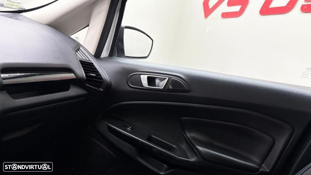 Ford EcoSport 1.0 EcoBoost ST-Line Black Edition - 17