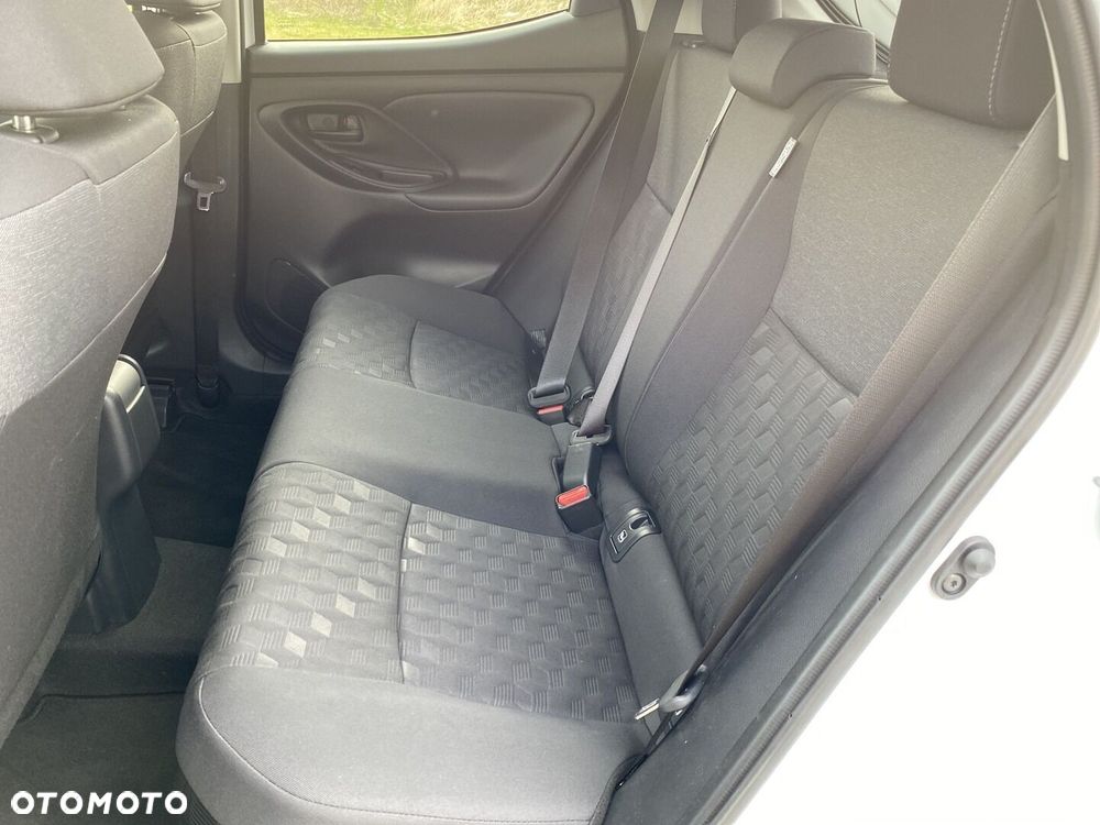 Toyota Yaris - 20