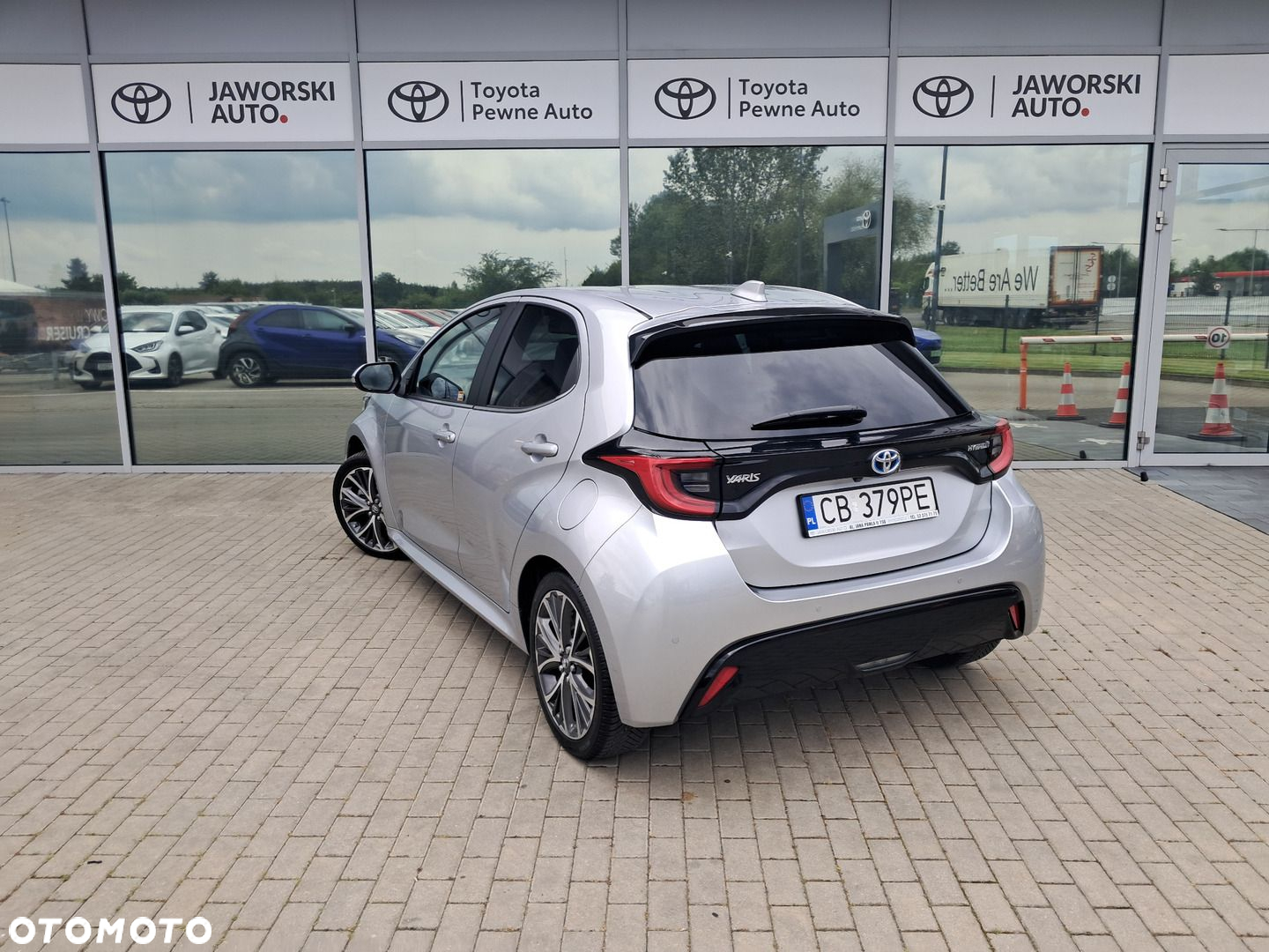 Toyota Yaris Hybrid 1.5 Executive - 9