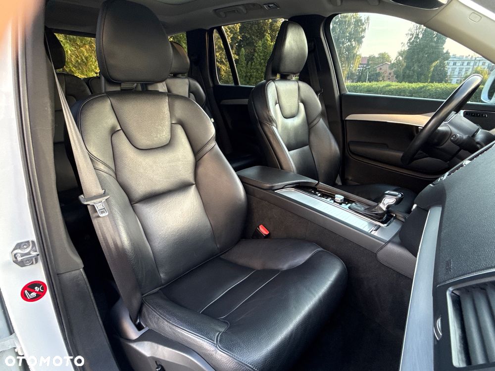 Volvo XC 90 T5 AWD Momentum - 16