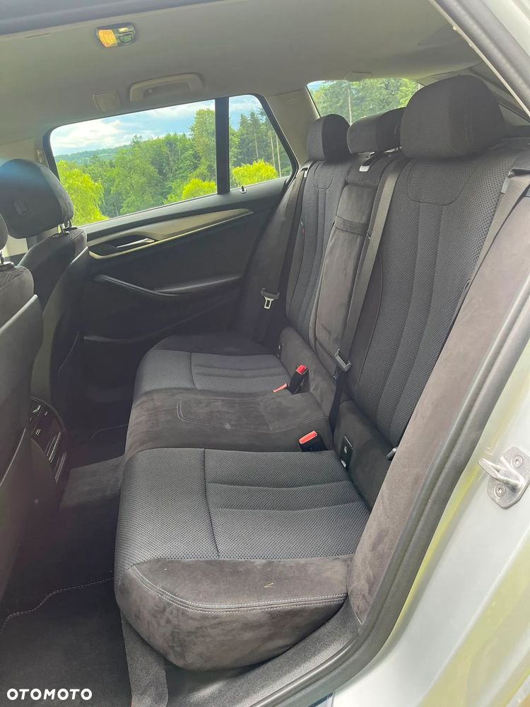 BMW Seria 5 520d Sport Line - 20