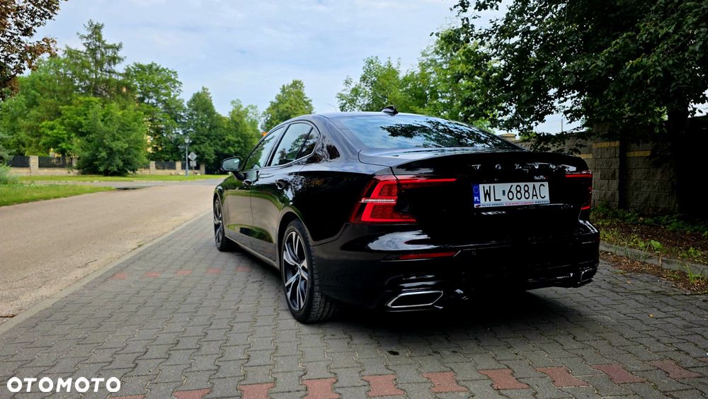 Volvo S60 T8 Recharge AWD Geartronic RDesign - 4