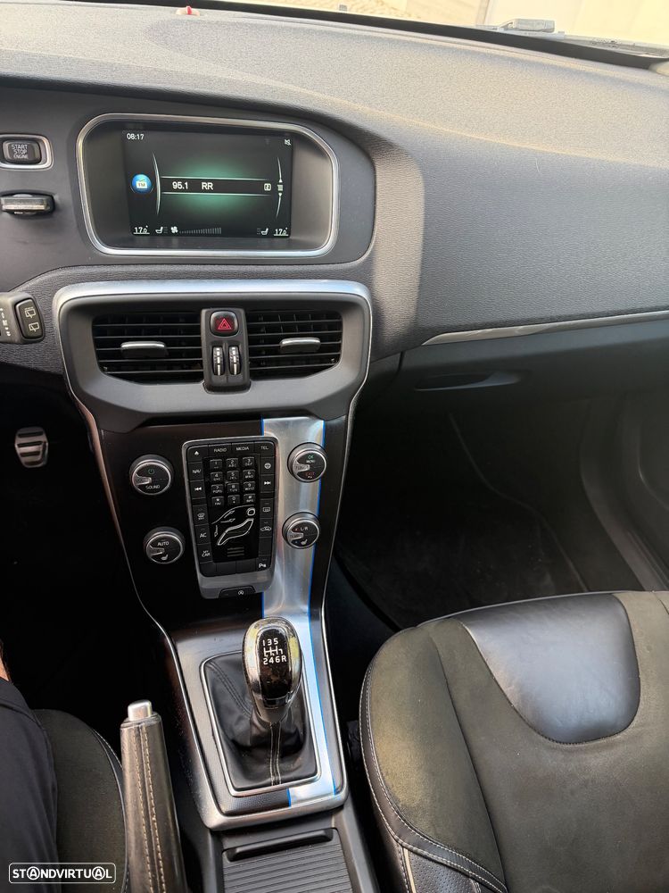 Volvo V40 D2 RDesign - 8