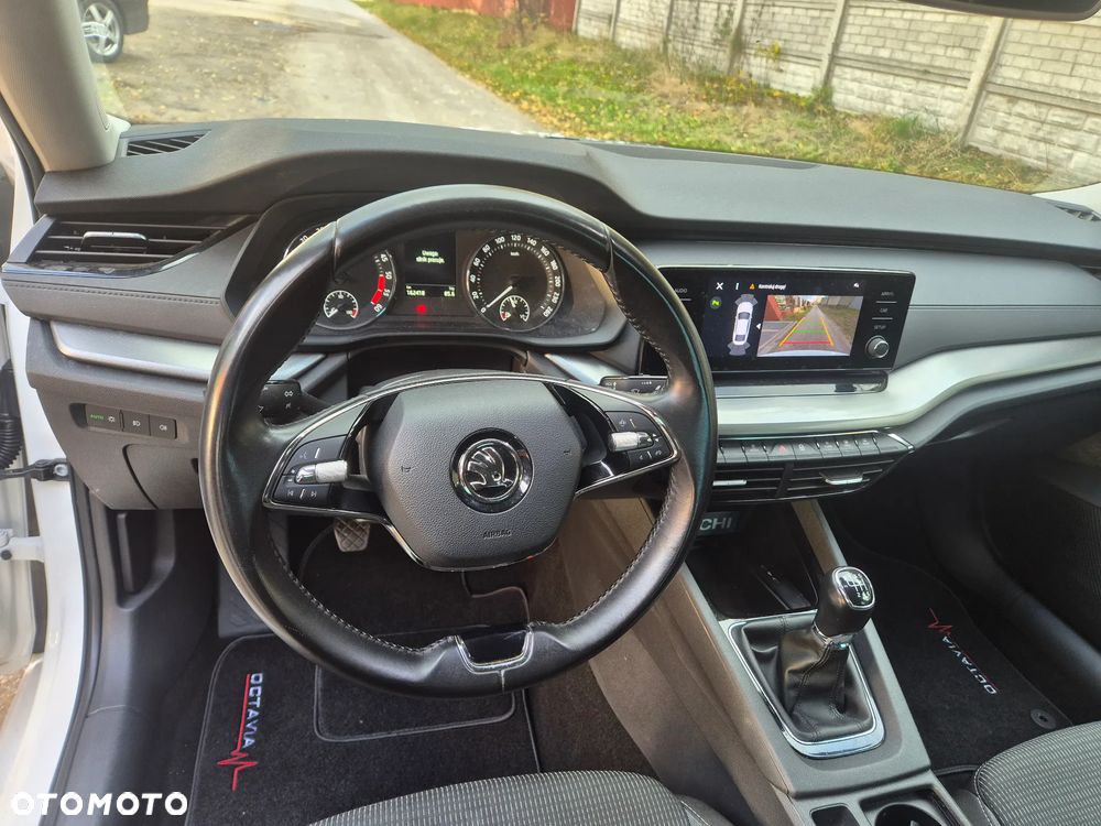 Skoda Octavia 2.0 TDI Active - 12