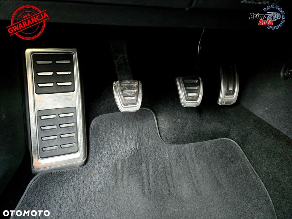 Volkswagen Golf - 33