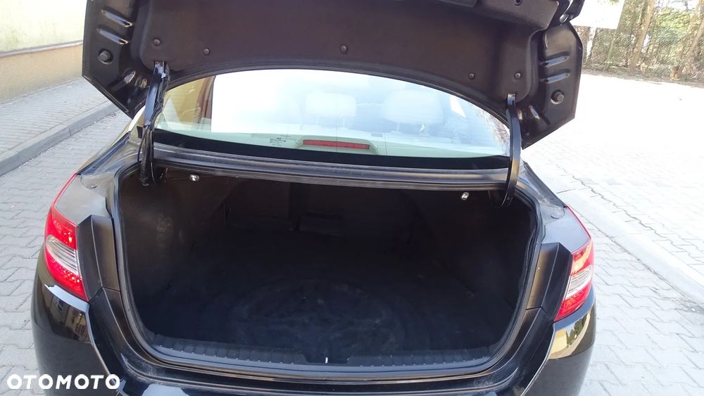 Kia Optima 1.7 CRDI Edition 7 - 9