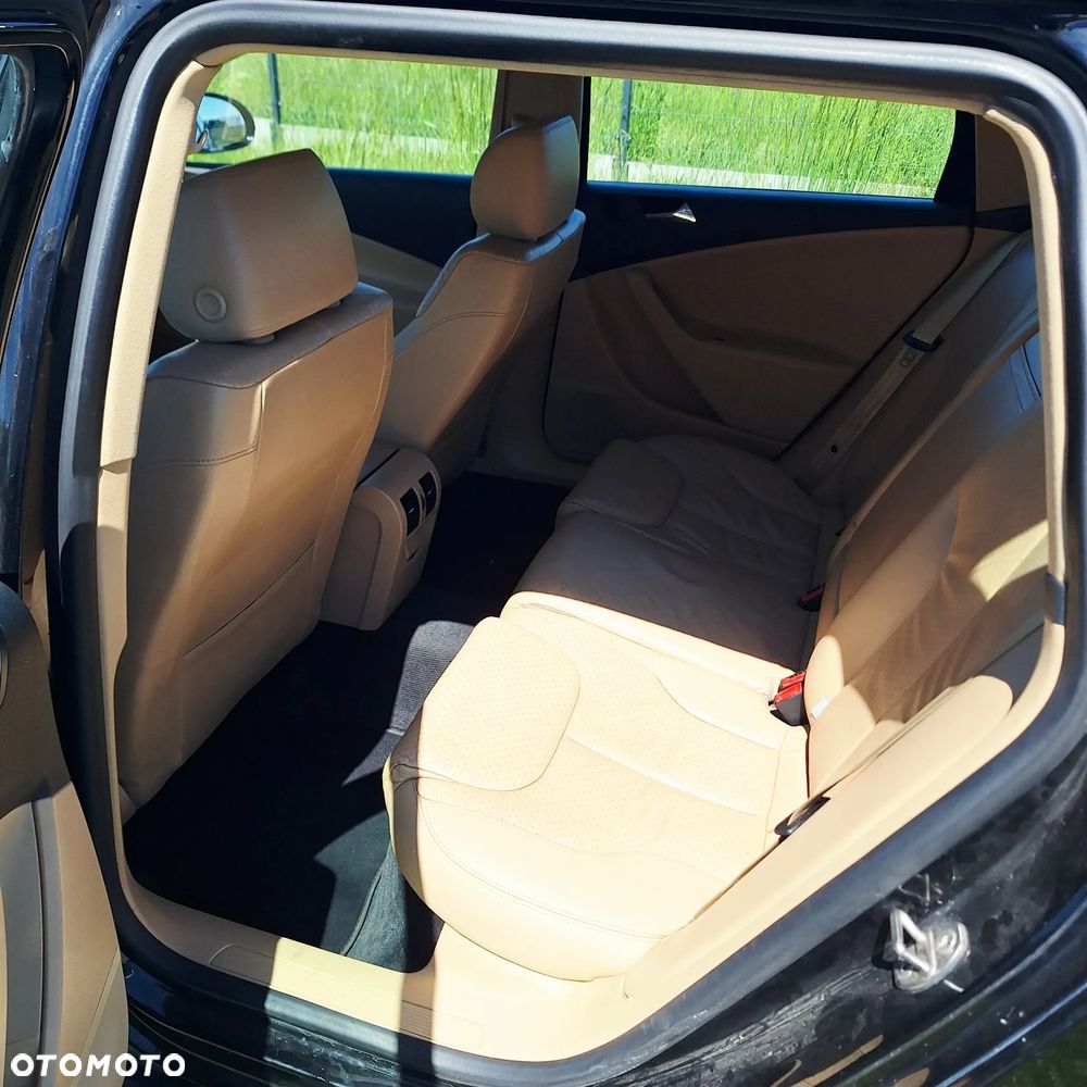 Volkswagen Passat 2.0 TDI DPF Comfortline - 15