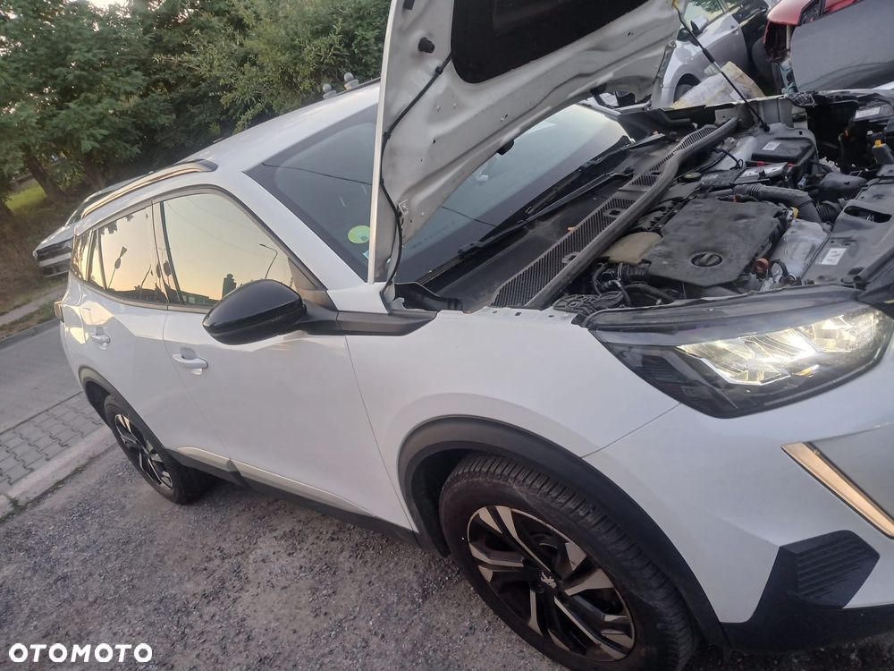 Peugeot 2008 - 6