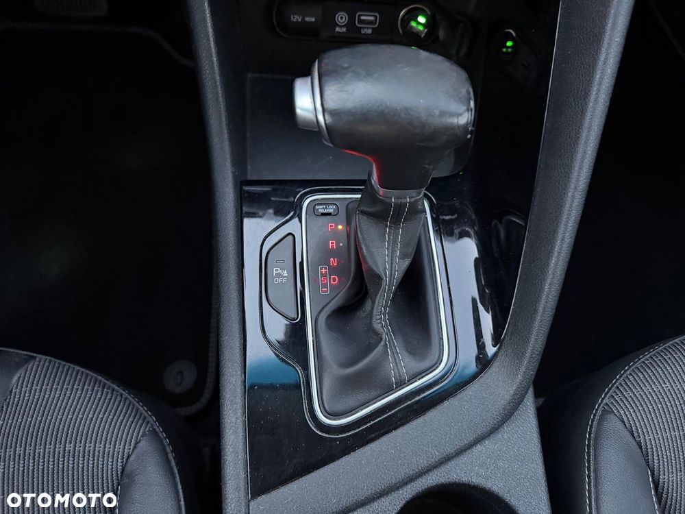 Kia Niro - 14
