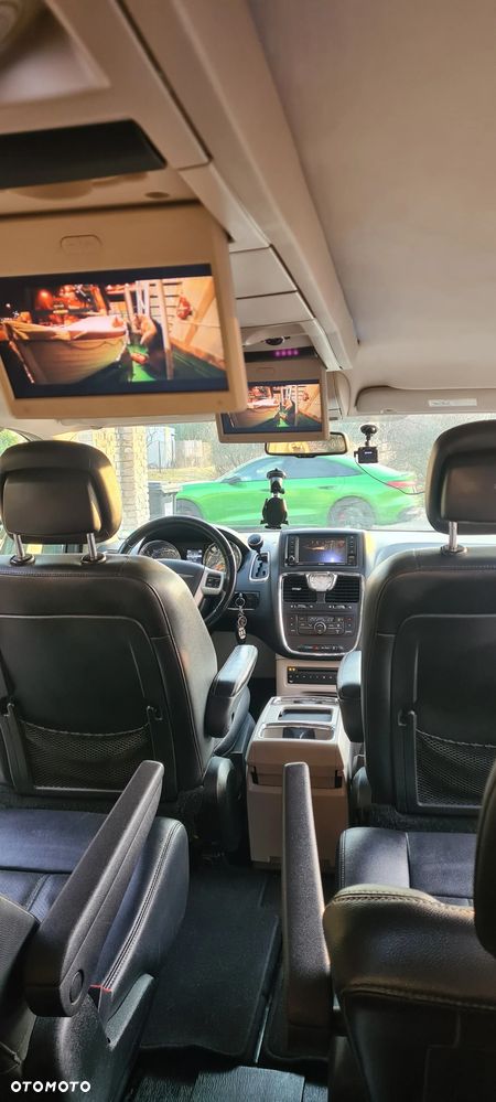 Chrysler Town & Country 3.6 Touring - 26