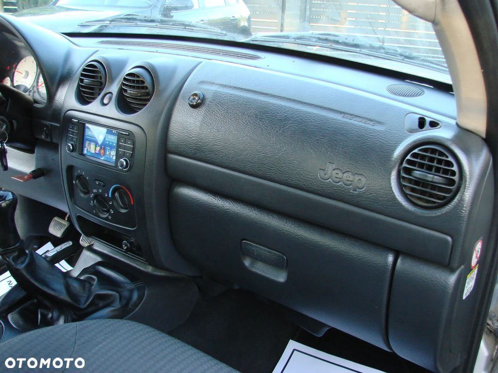 Jeep Cherokee 2.5L CRD Sport - 20