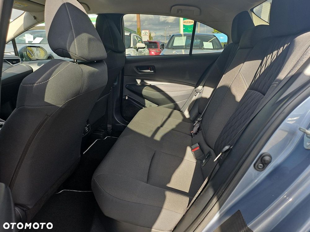 Toyota Corolla 1.8 Hybrid Comfort - 13