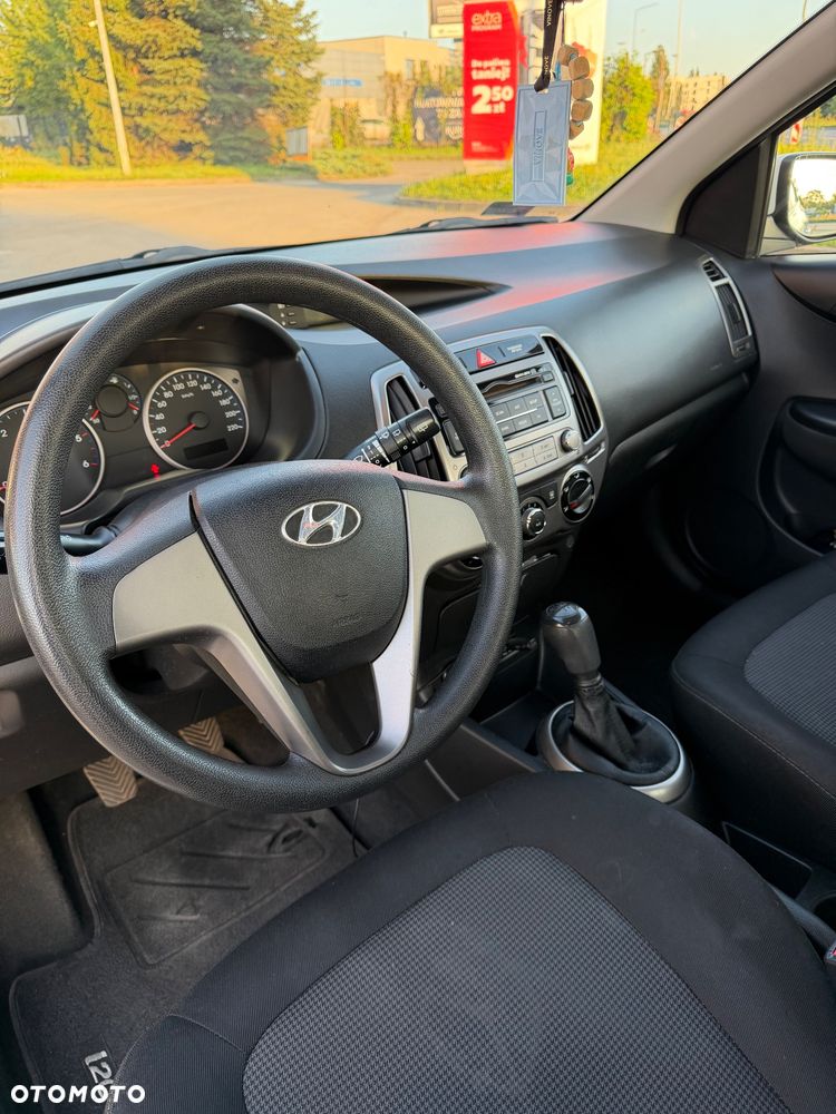 Hyundai i20 1.1 CRDi Classic + - 15