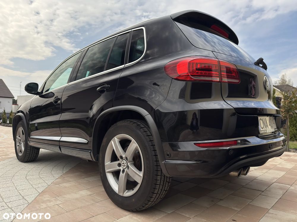 Volkswagen Tiguan 2.0 TDI 4Mot Perfectline R-Style DSG - 11
