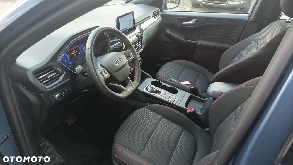 Ford Kuga 2.5 FHEV FWD ST-Line - 17