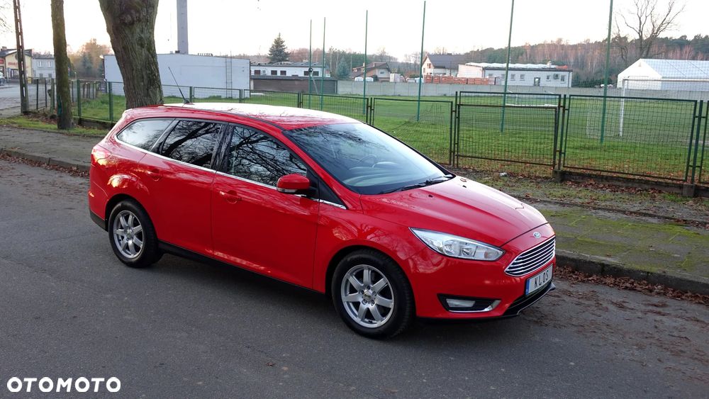 Ford Focus SW - 38