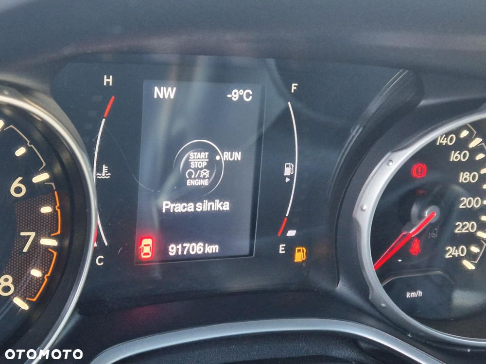 Jeep Compass 1.4 MultiAir Longitude - 17