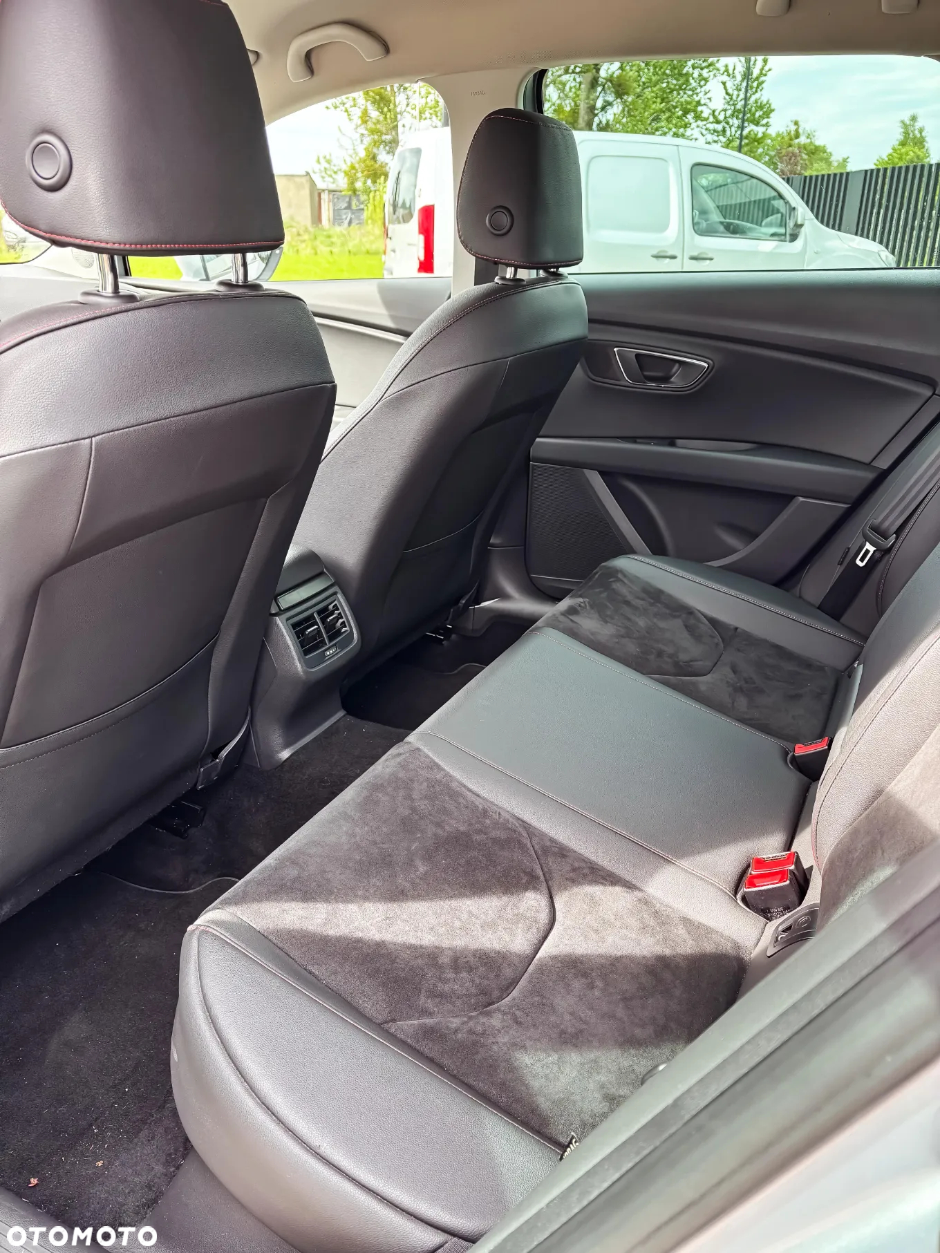 Seat Leon ST 2.0 TDI Start&Stop DSG FR - 7