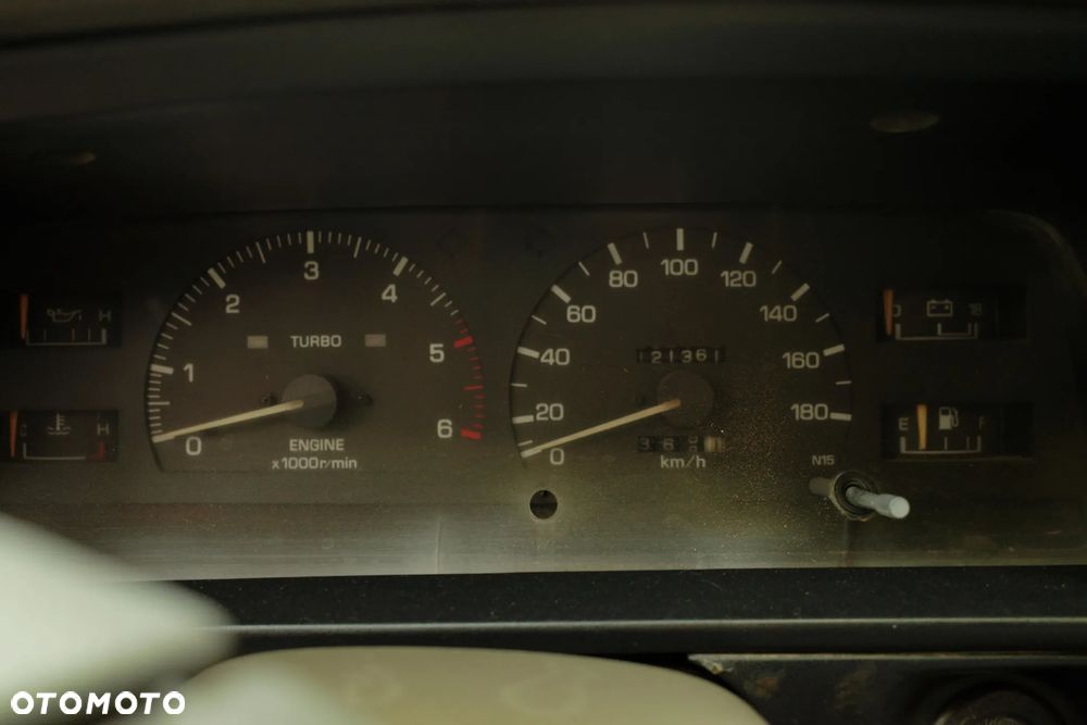 Toyota 4-Runner - 13