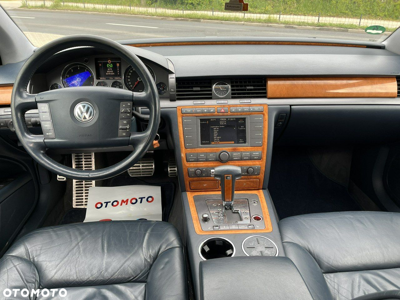Volkswagen Phaeton - 13