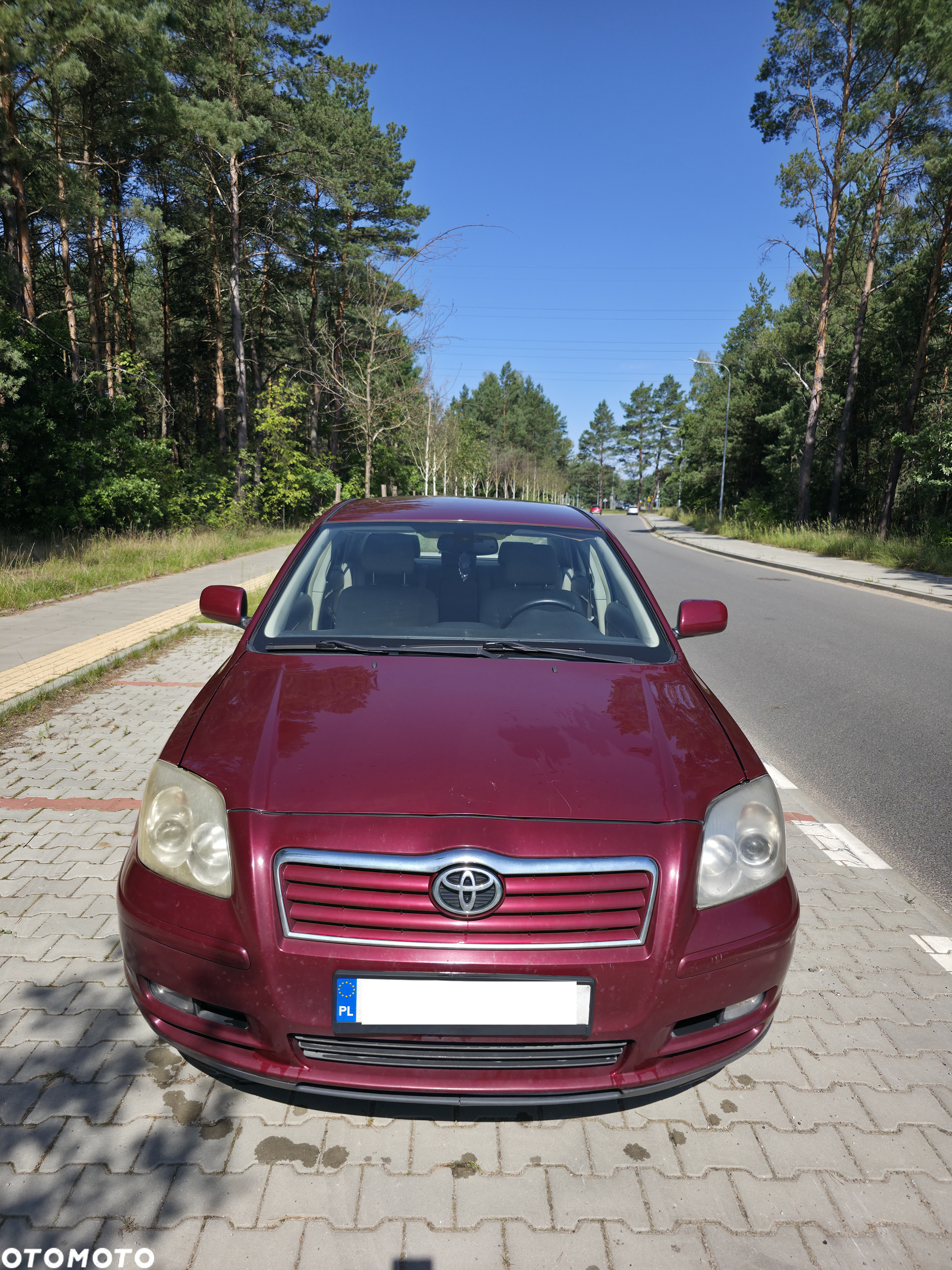 Toyota Avensis - 12