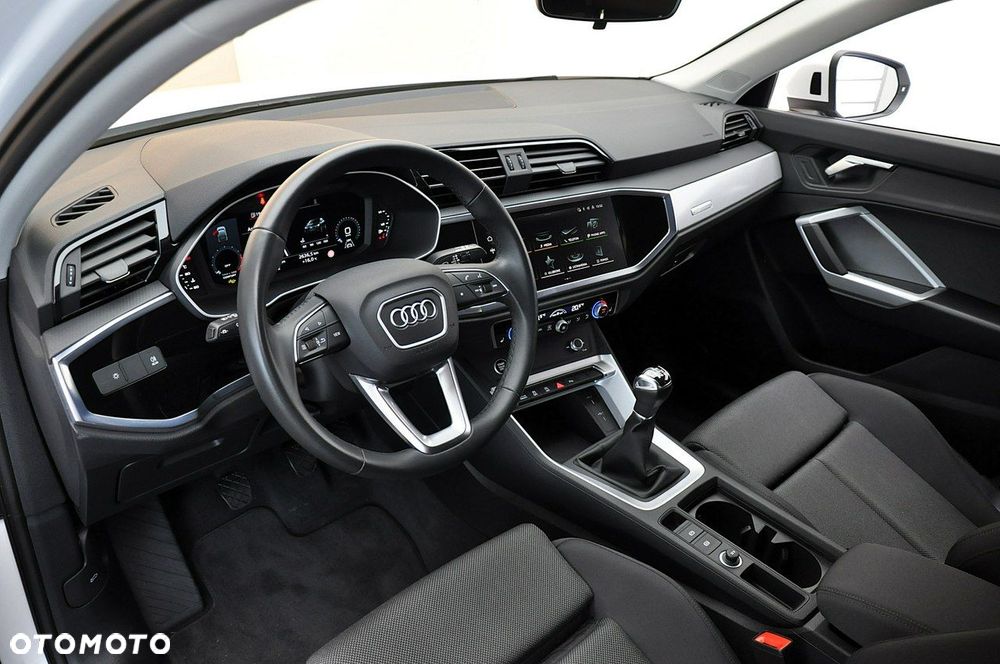 Audi Q3 Sportback - 18