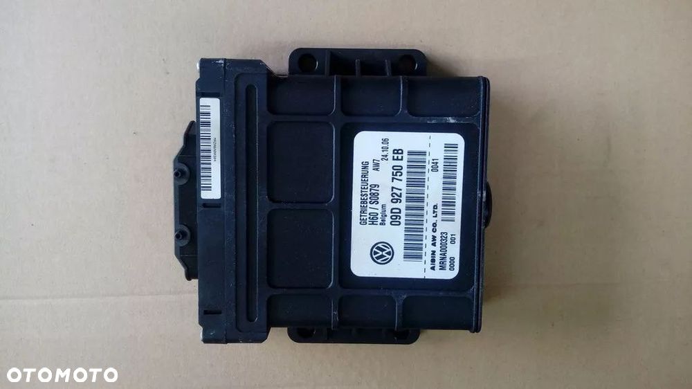MODUŁ STEROWNIK SKRZYNI VW TOUAREG 7L 09D927750EB - 2