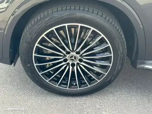 Mercedes-Benz GLC 300 e 4Matic - 22