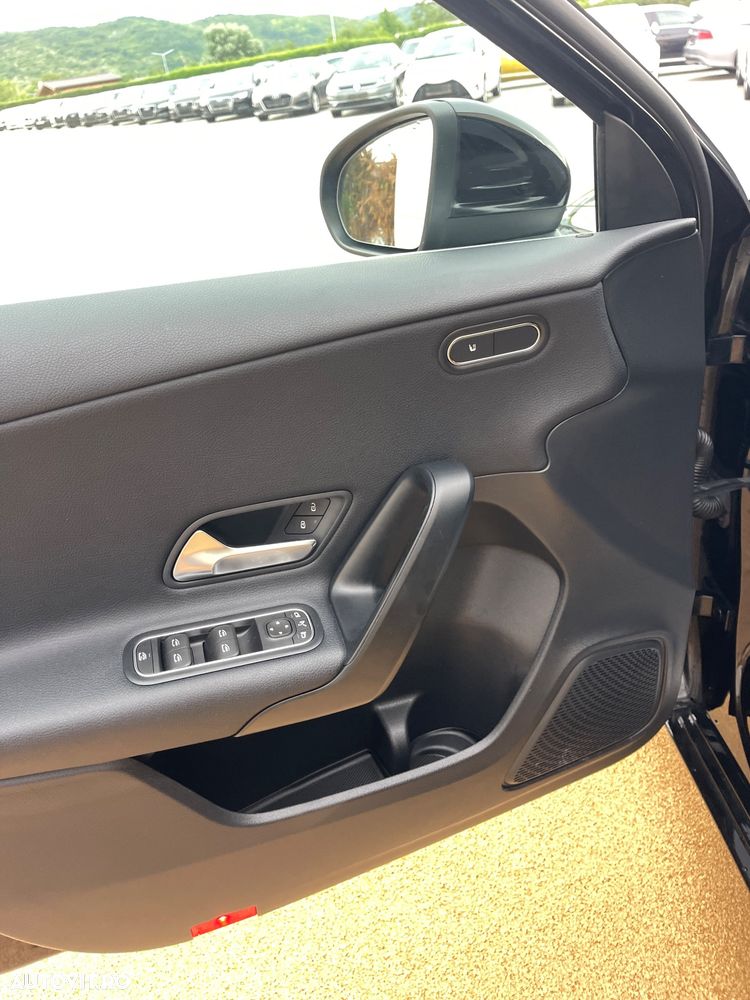 MERCEDES-BENZ A-Class 2022 — imagine 30