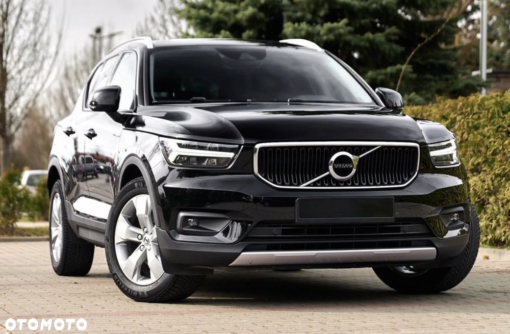 Volvo XC 40 T3 Momentum Pro - 16
