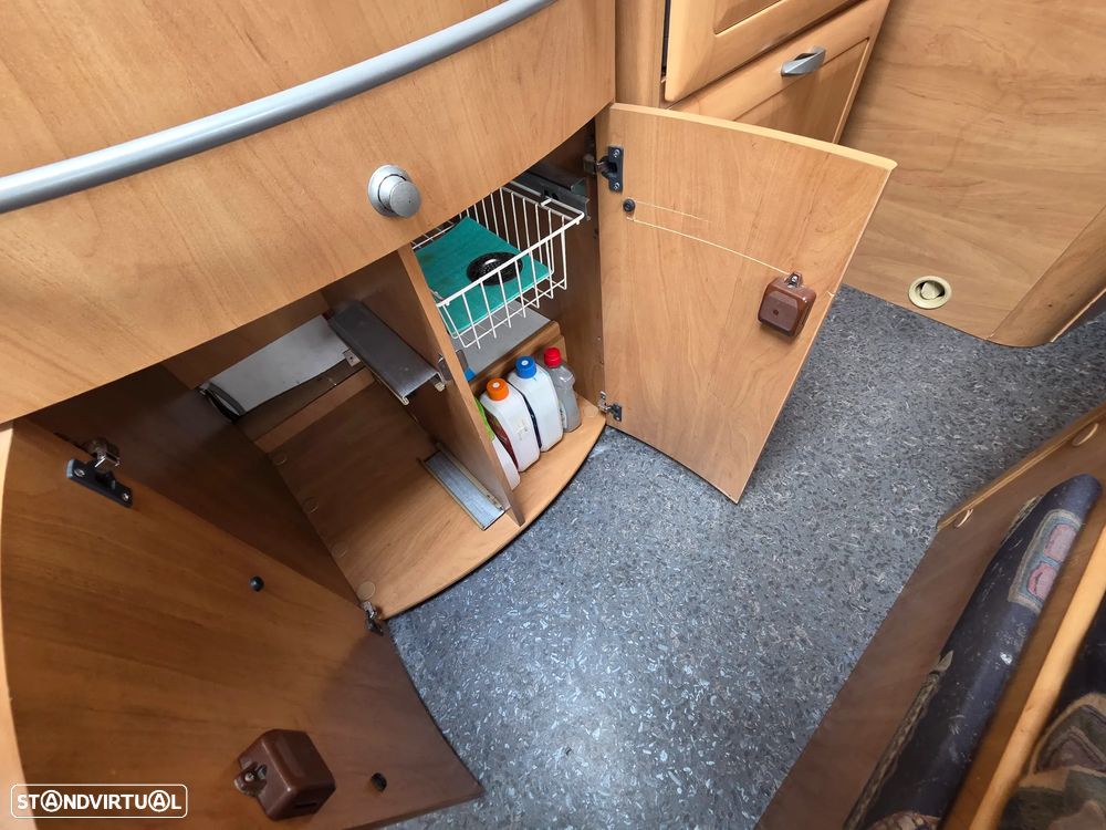Hymer Classe B B 654 - 18