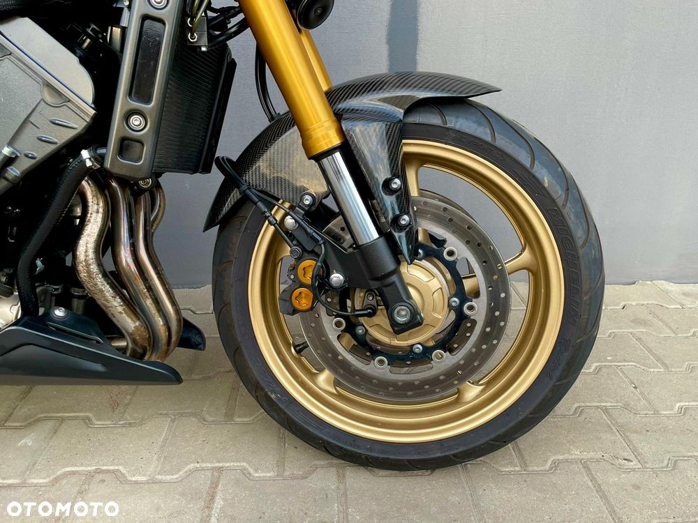 Yamaha FZ8 - 14