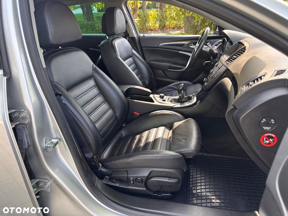 Opel Insignia - 8