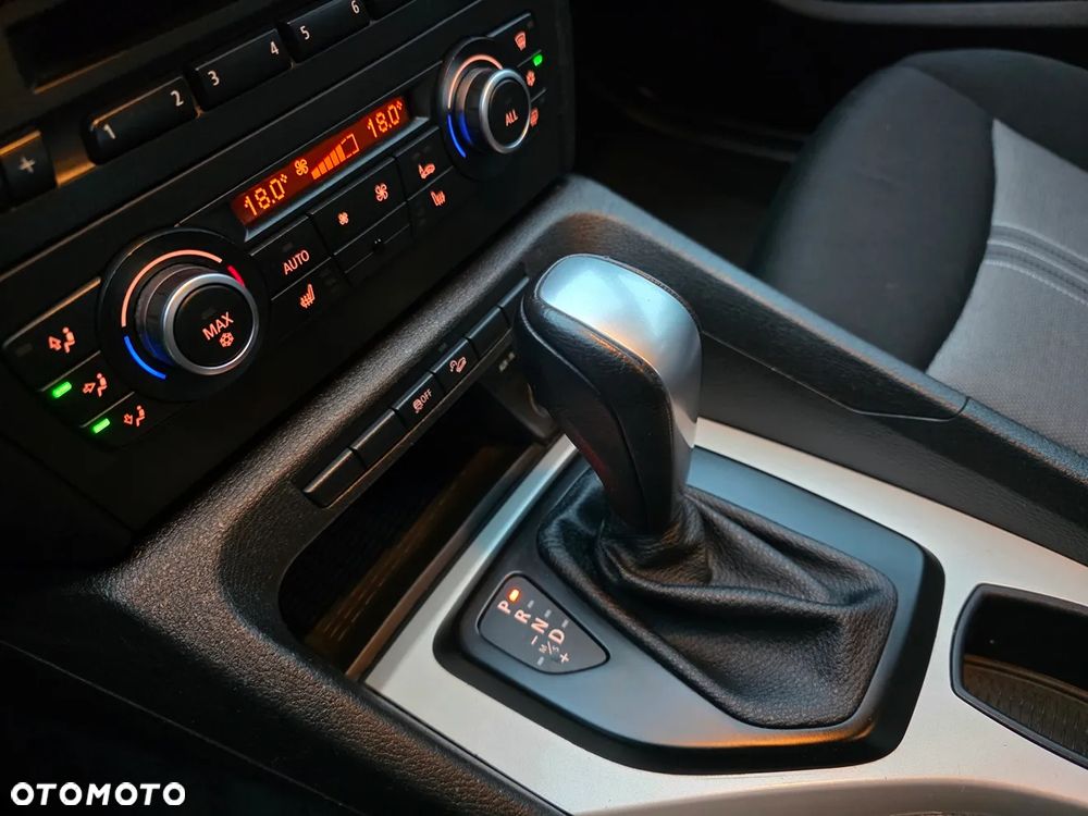 BMW X1 xDrive20d - 32