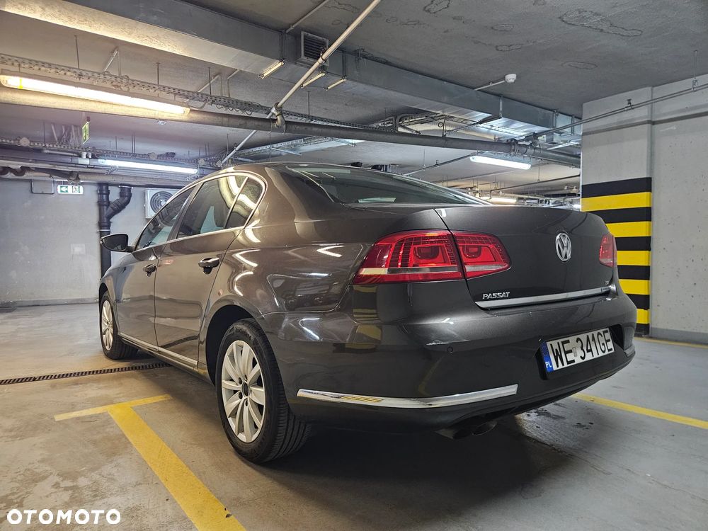 Volkswagen Passat 1.4 TSI BMT Comfortline DSG - 5