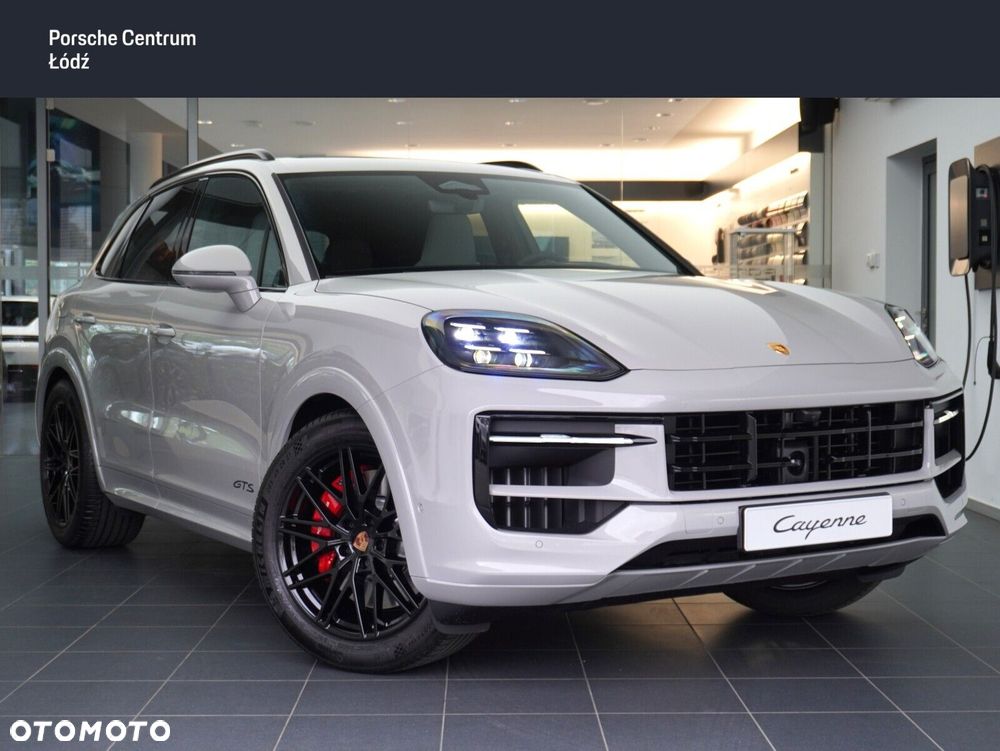 Porsche Cayenne GTS - 2