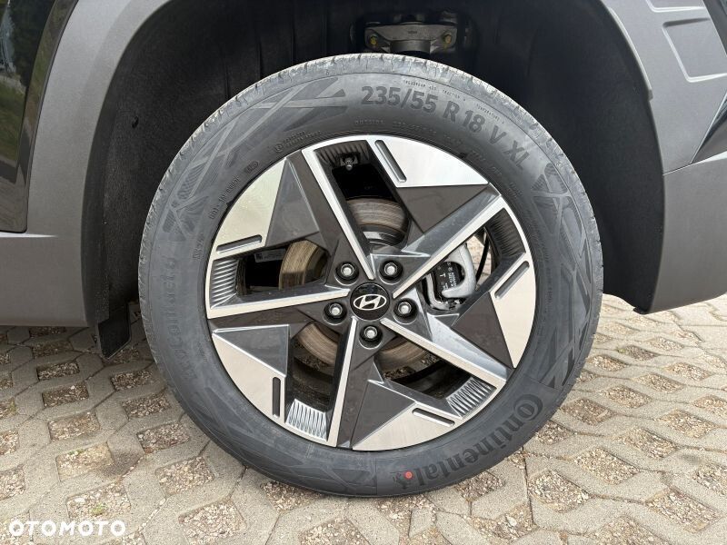 Hyundai Tucson 1.6 T-GDi HEV Executive 2WD - 29