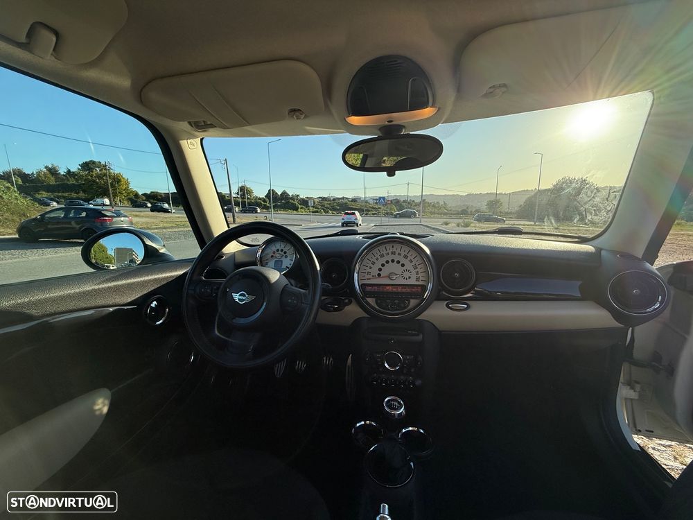 MINI 3 Portas Cooper S - 8