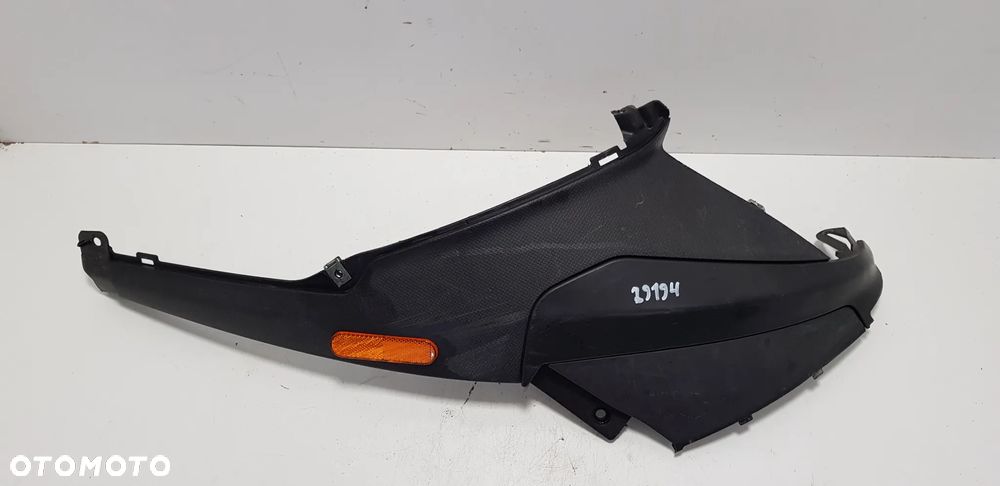 Piaggio NRG 50 Wypełnienie tunelu prawe - 1