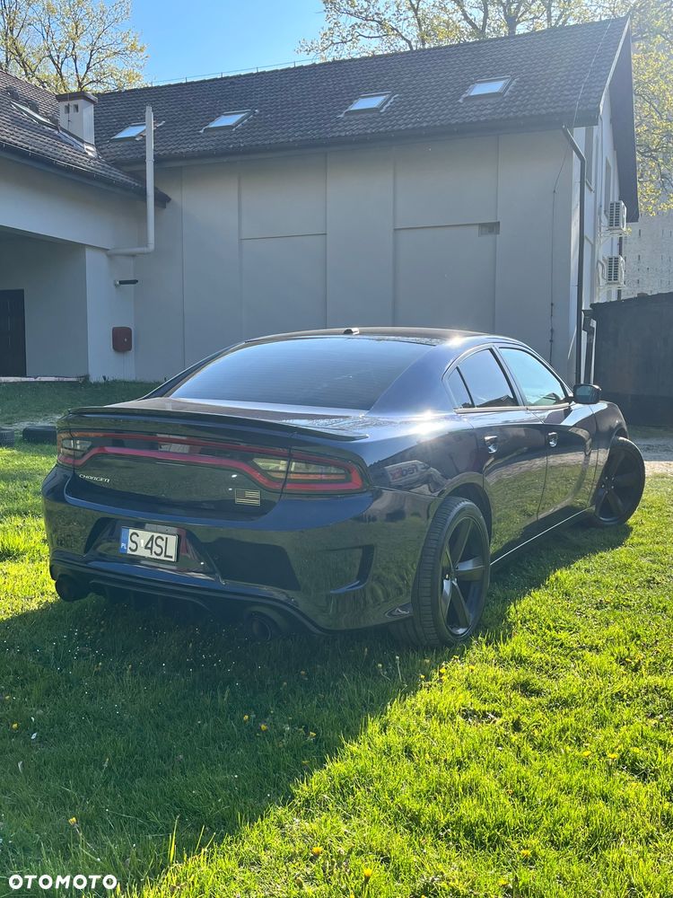 Dodge Charger - 4