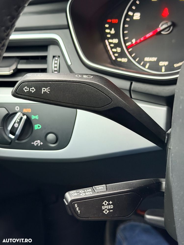 Audi A4 Avant 2.0 TDI ultra S tronic - 33