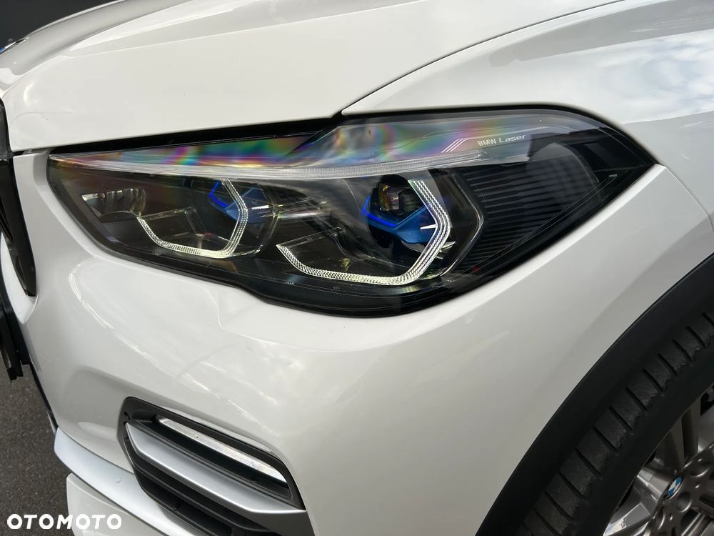 BMW X5 xDrive25d - 11