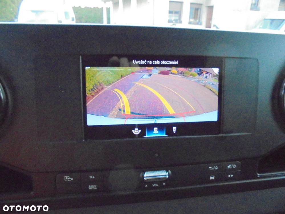 Mercedes-Benz SPRINTER 319 CDI - 16