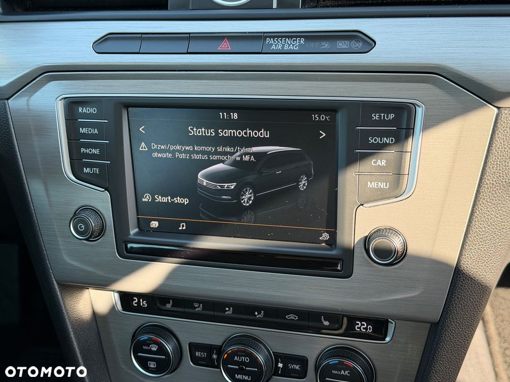 Volkswagen Passat - 11