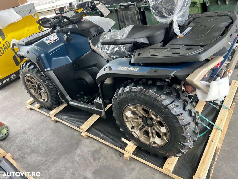 Can-Am Outlander Max - 3