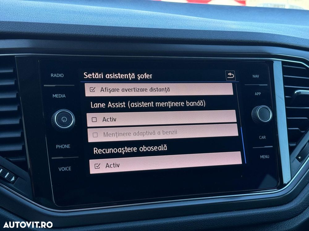 Volkswagen T-Roc - 17