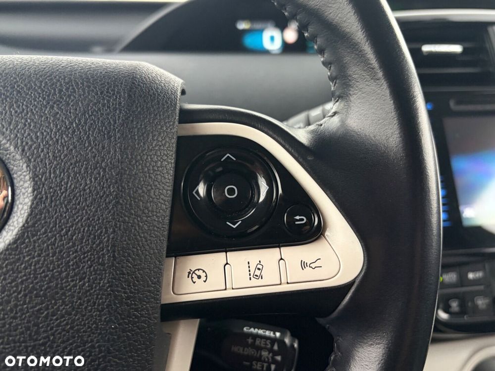 Toyota Prius - 16