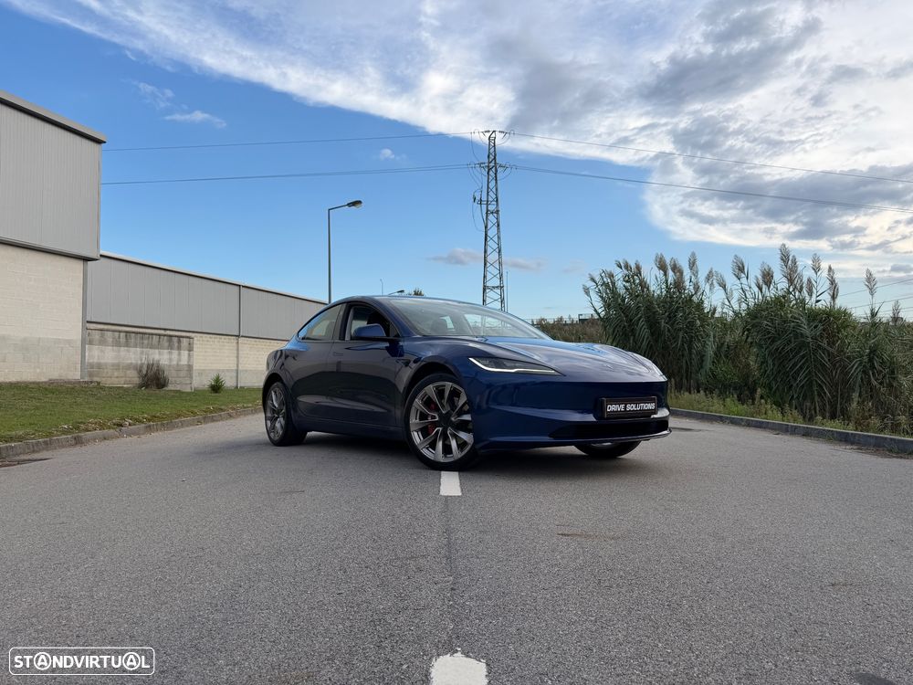 Tesla Model 3 Standard Range Plus RWD - 3