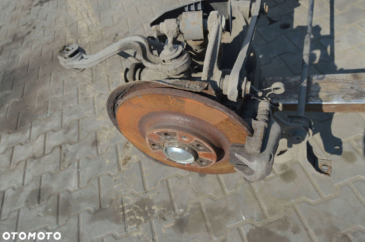 Peugeot 407 Belka tylna KOMPLETNA - 4
